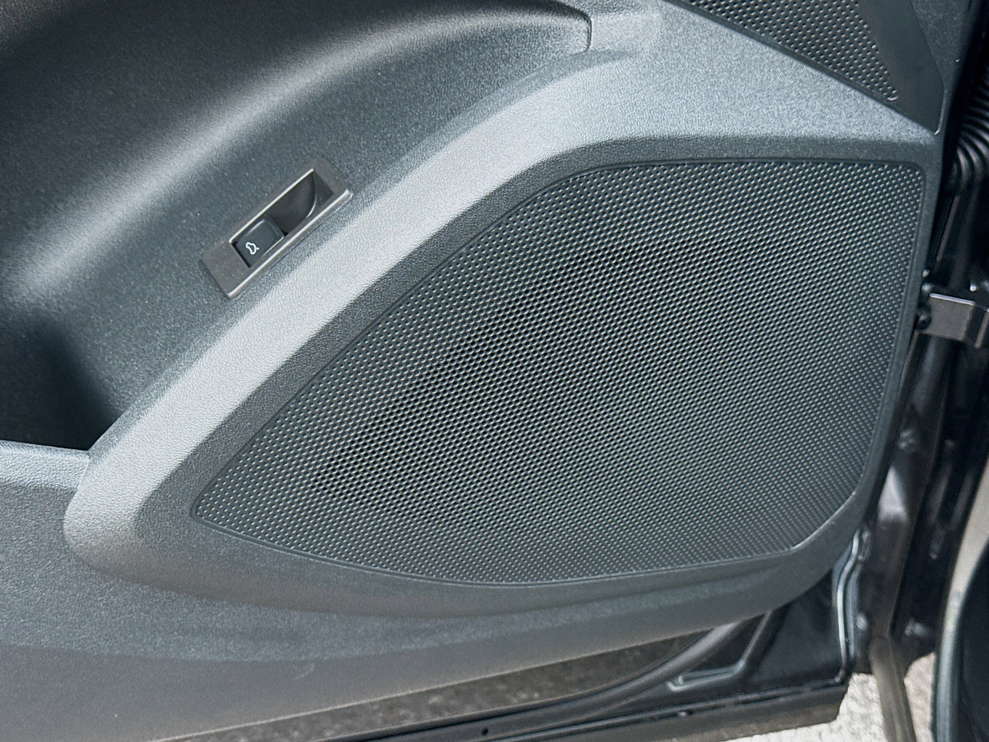 New 2025 Audi SQ5 Premium Plus image 23