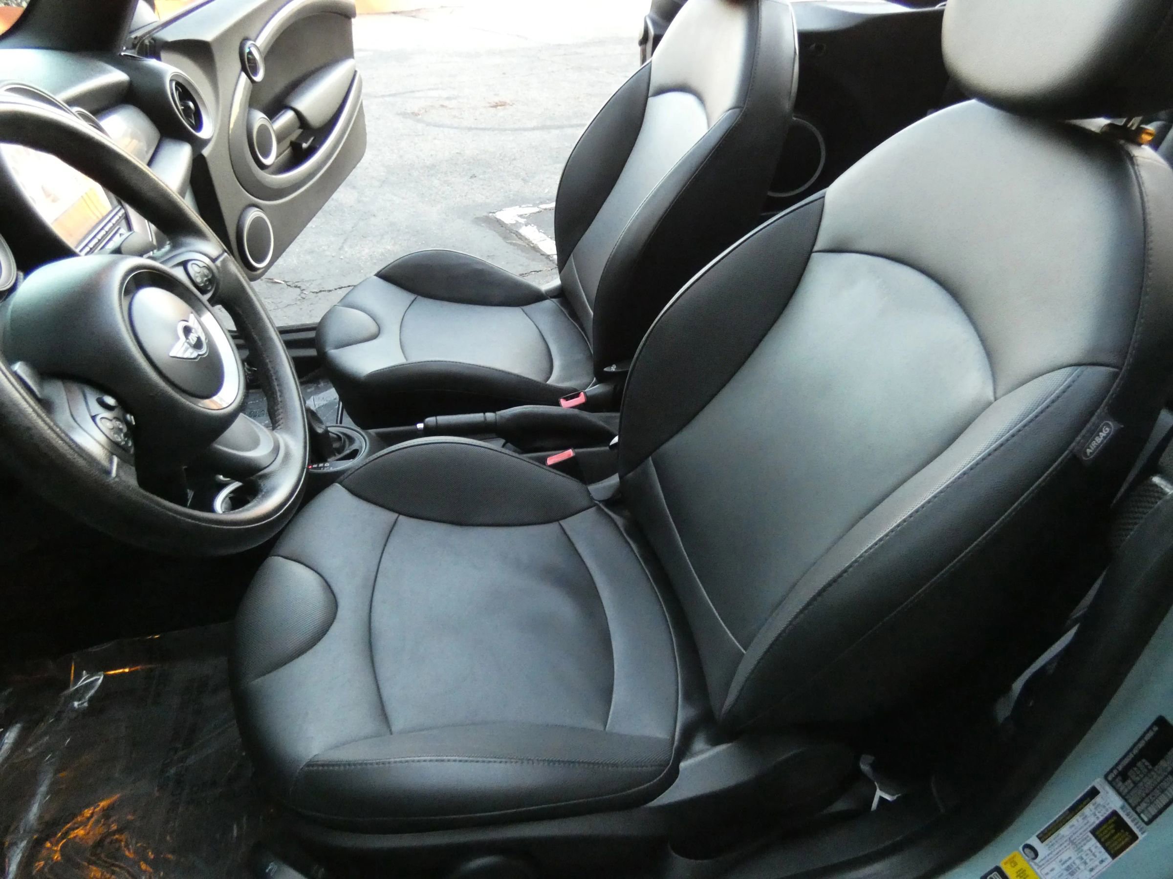 Used 2014 MINI Cooper S image 39