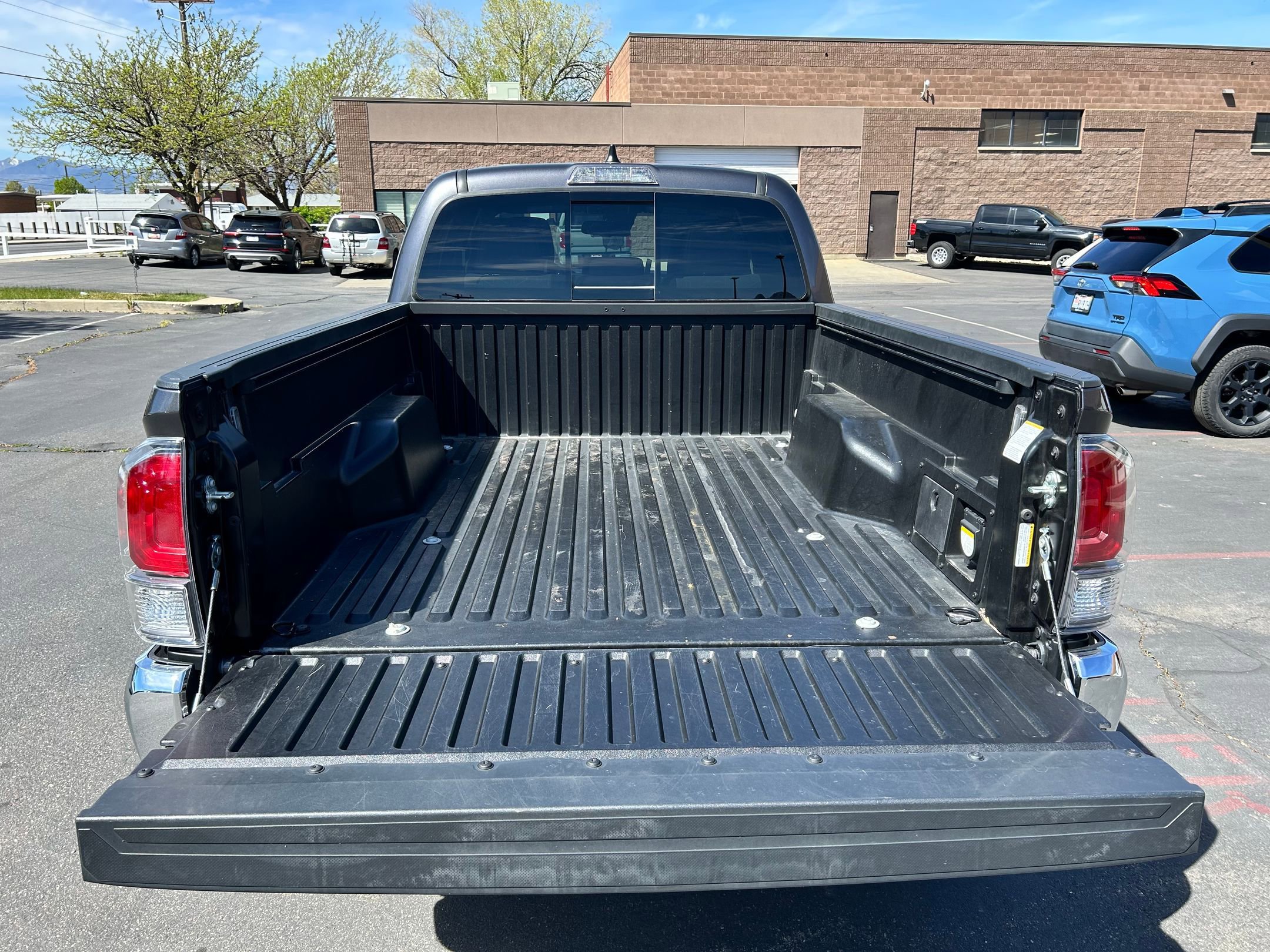 Used 2023 Toyota Tacoma TRD Off-Road image 23