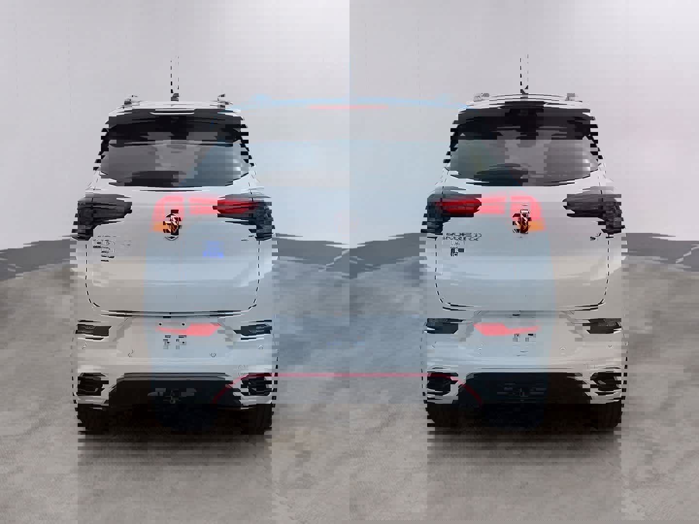 Used 2020 Buick Encore GX Essence w/ Experience Buick Package image 5