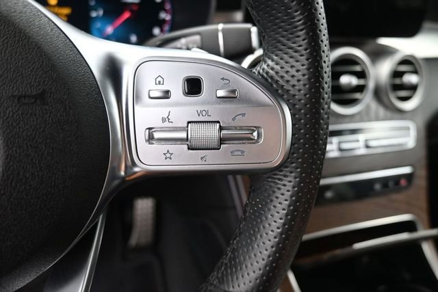 Used 2021 Mercedes-Benz GLC 300 image 29