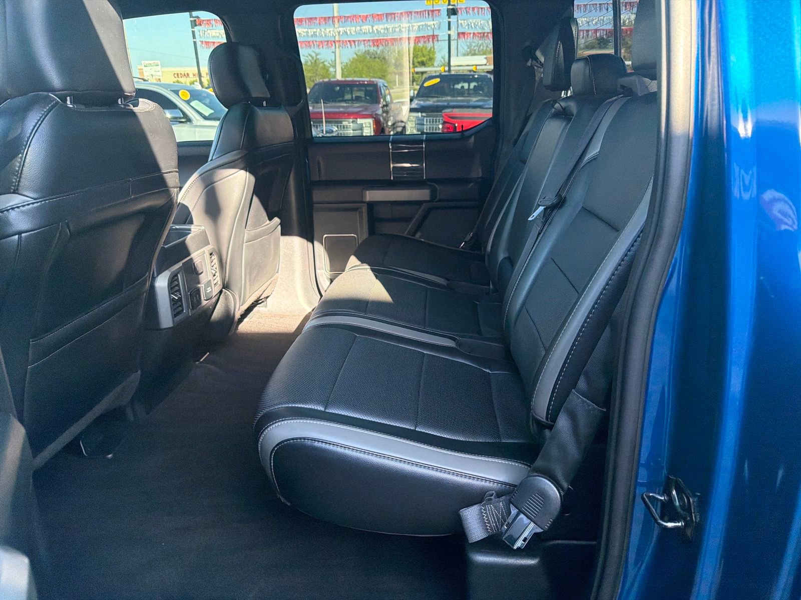 Used 2018 Ford F150 Raptor w/ Equipment Group 802A Luxury AWD/4WD image 27