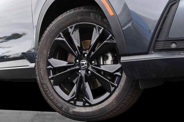 Used 2024 Honda CR-V Sport Touring image 3