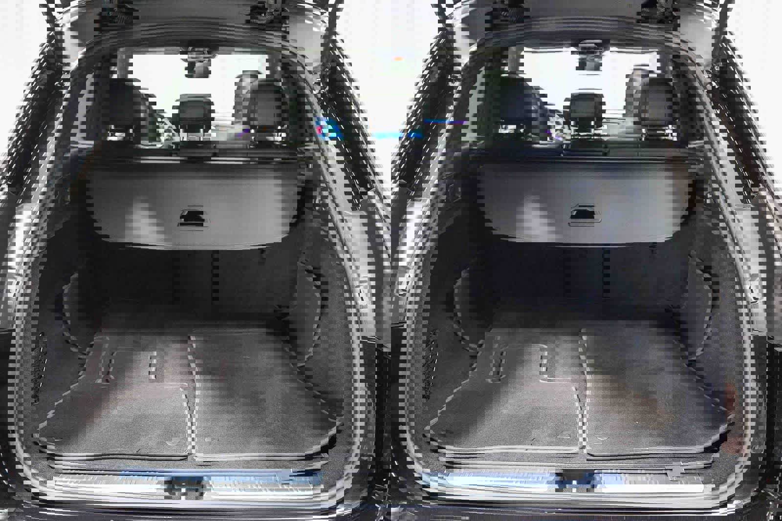 Certified 2023 Mercedes-Benz EQE 500 4MATIC SUV image 32