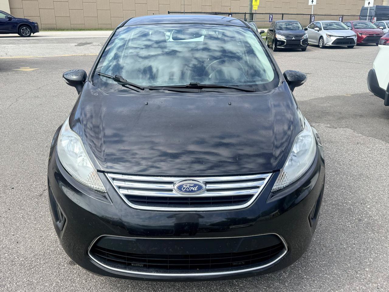Used 2011 Ford Fiesta SEL w/ 301A Rapid Spec Order Code FWD image 3