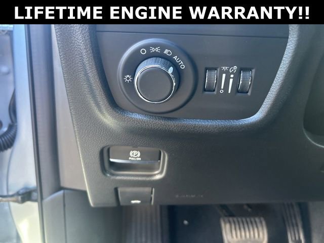 New 2025 Jeep Grand Cherokee Altitude image 11