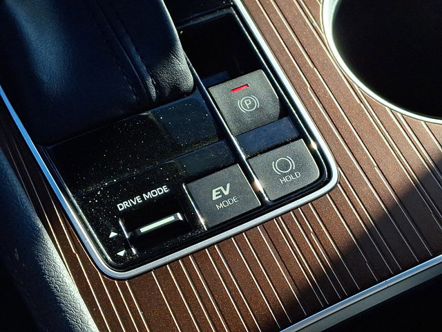 Used 2022 Toyota Sienna LE image 23