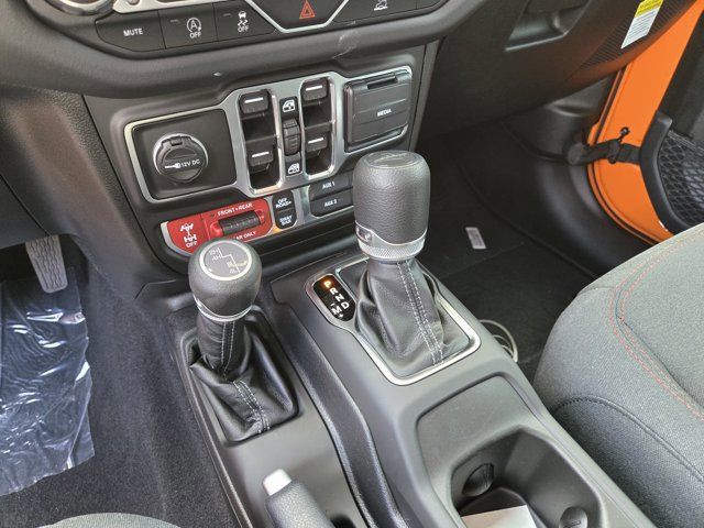 New 2025 Jeep Gladiator Rubicon image 20