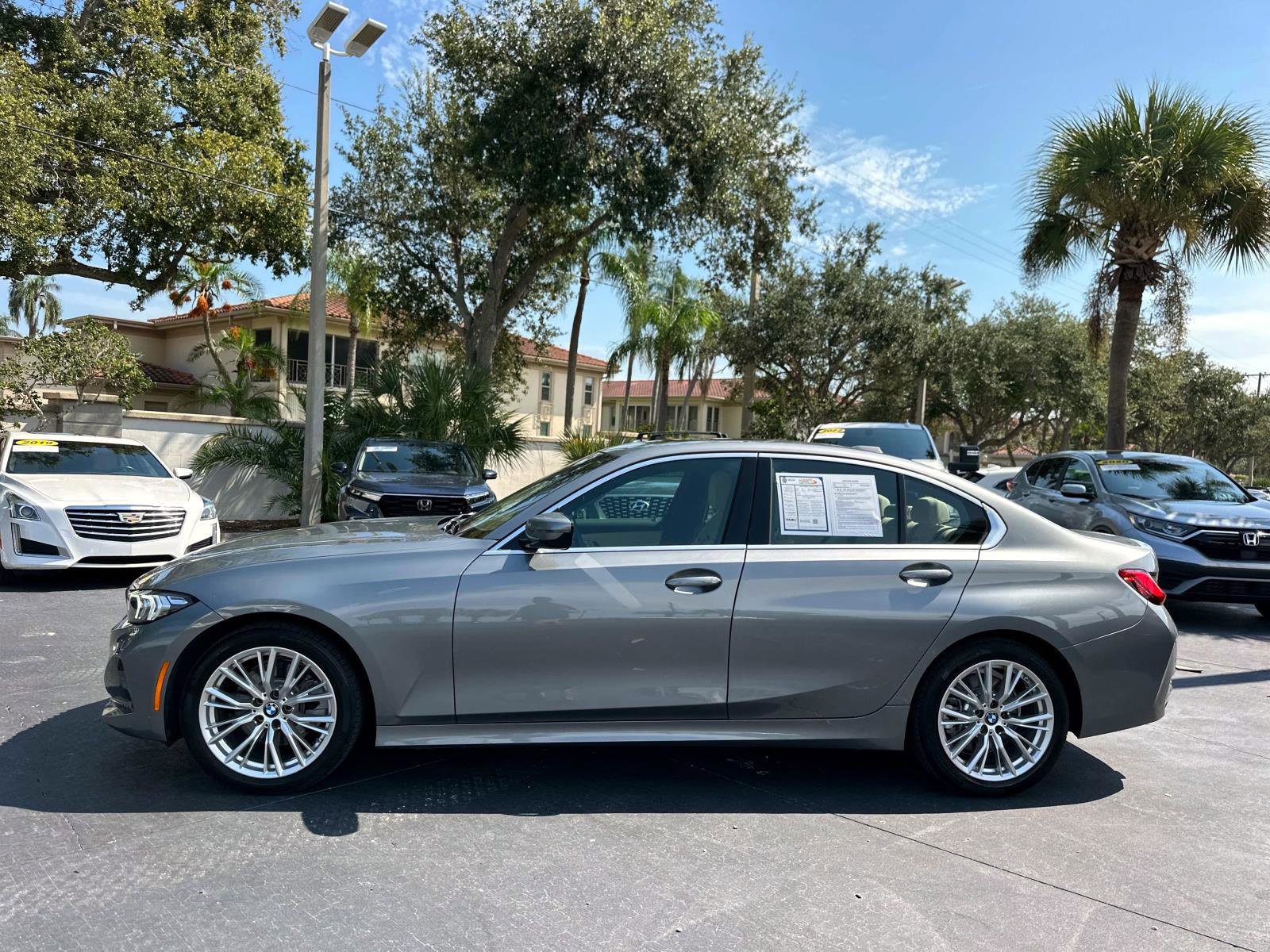 Used 2024 BMW 330i Sedan w/ Premium Package image 7