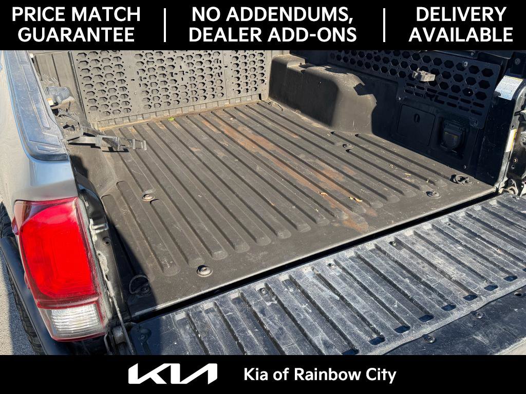 Used 2018 Toyota Tacoma TRD Sport image 10