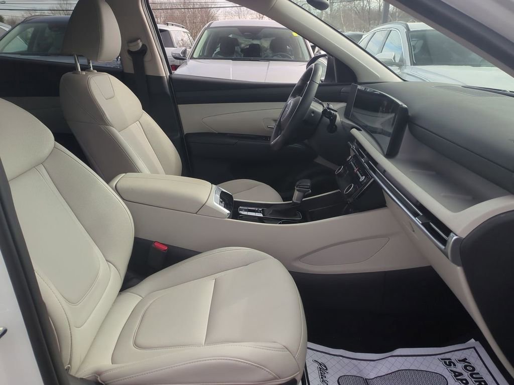 Certified 2025 Hyundai Tucson SEL AWD/4WD image 27