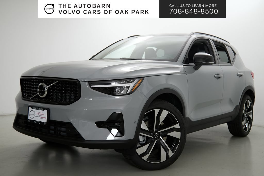 New 2026 Volvo XC40 B5 Plus w/ Protection Package Premier
