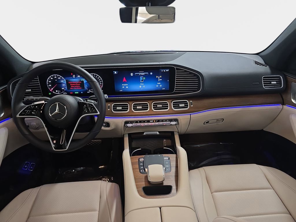 Used 2025 Mercedes-Benz GLE 450e 4MATIC image 12