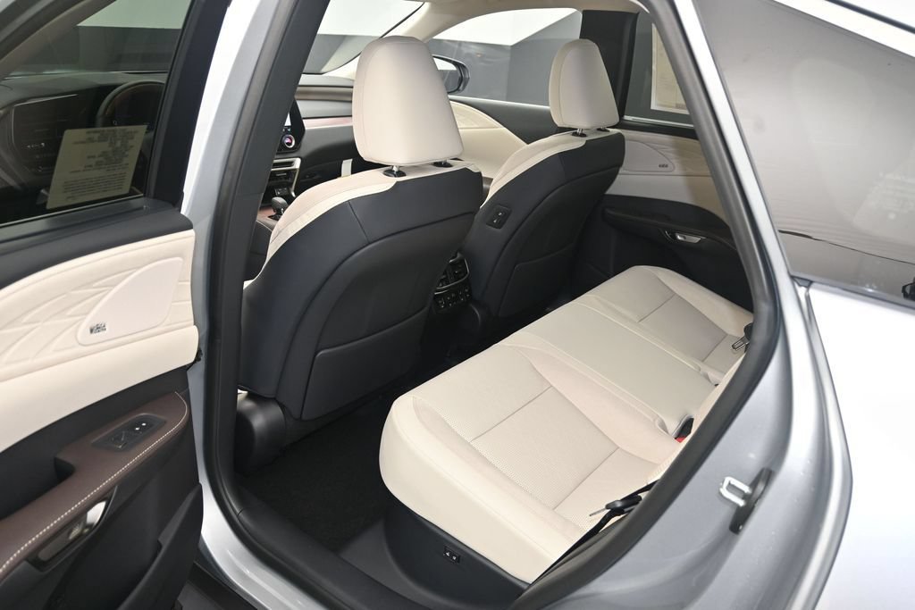 New 2026 Lexus RX 450h AWD image 12