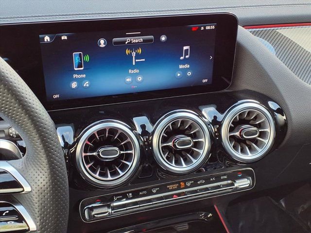 Used 2025 Mercedes-Benz GLA 35 AMG 4MATIC image 5