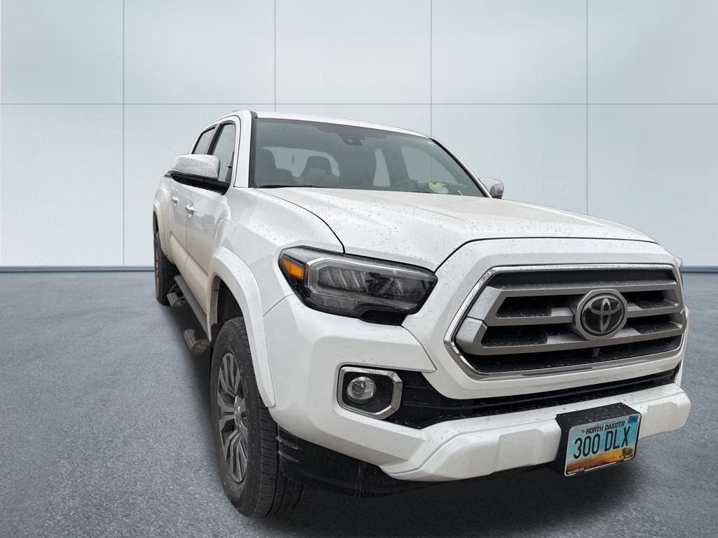 Used 2021 Toyota Tacoma Limited image 2