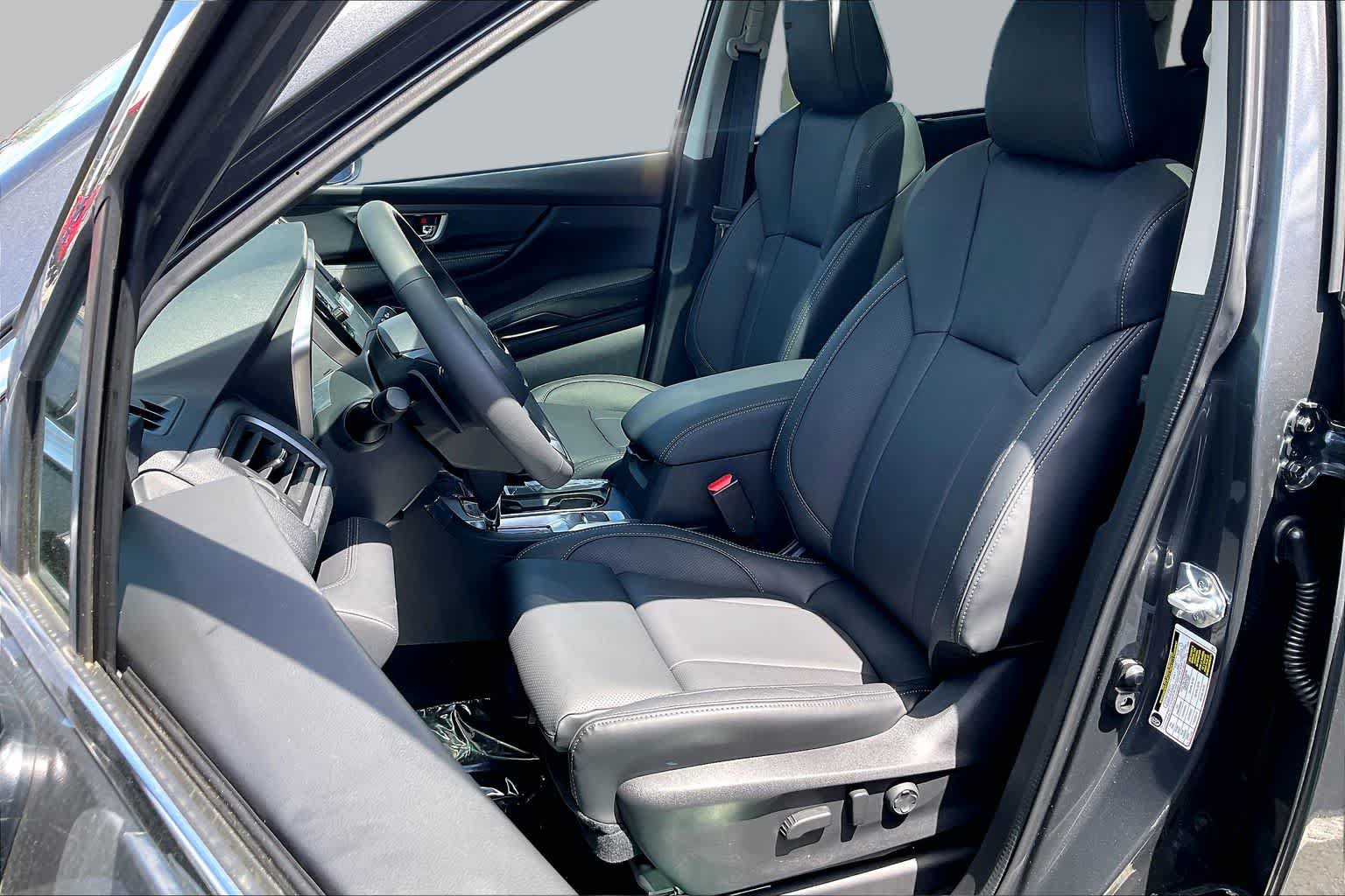 New 2026 Subaru Ascent Limited AWD/4WD image 9