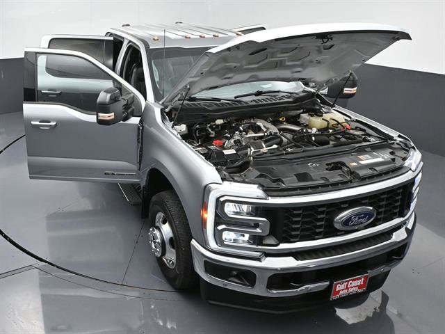 Used 2024 Ford F350 Lariat w/ Lariat Ultimate Package AWD/4WD image 45