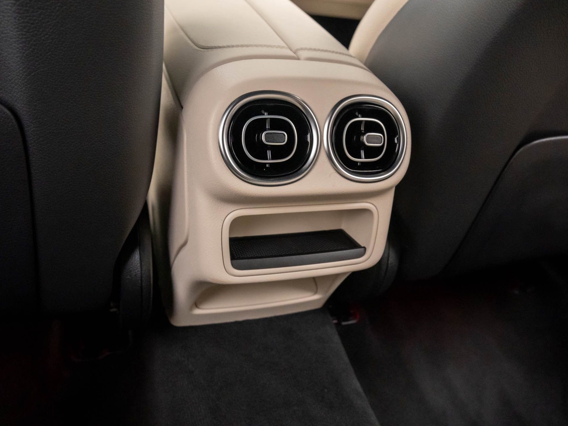 New 2025 Mercedes-Benz GLC 350e 4MATIC image 19