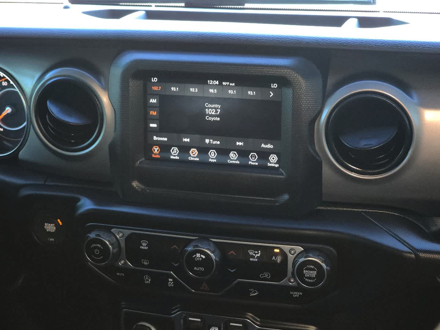 Used 2021 Jeep Wrangler Unlimited Sport AWD/4WD image 26