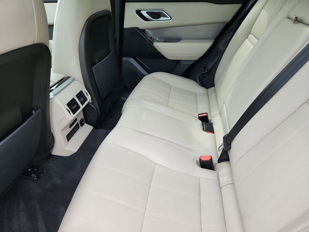 Used 2019 Land Rover Range Rover Velar S image 5