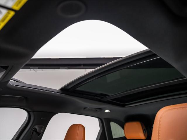 New 2026 Jaguar F-PACE R-Dynamic S AWD/4WD image 13