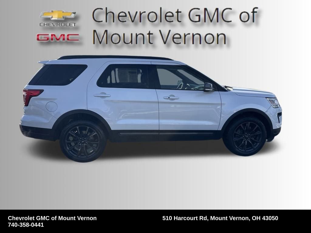 Used 2018 Ford Explorer XLT w/ Equipment Group 202A image 7