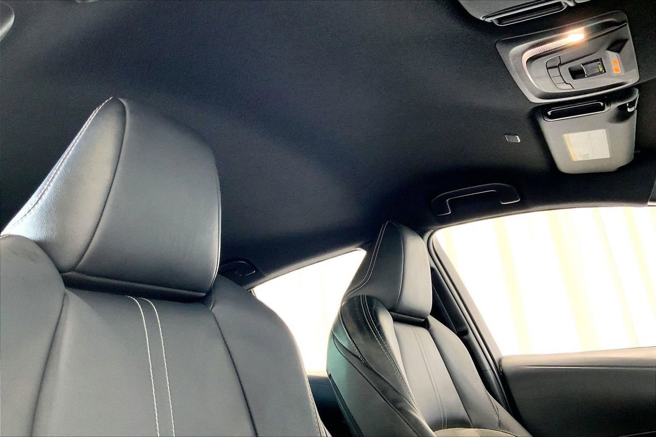 Used 2023 Toyota Corolla XSE image 27