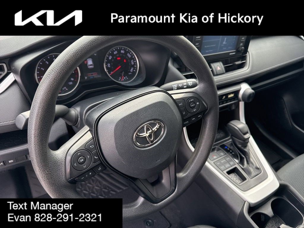 Used 2020 Toyota RAV4 LE image 20