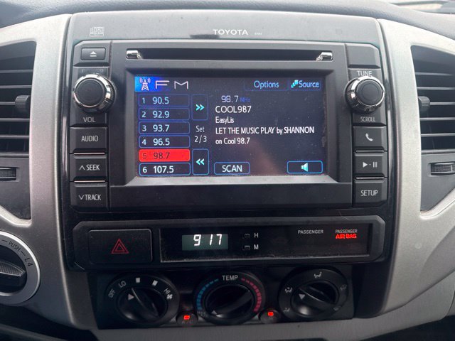 Used 2013 Toyota Tacoma 4x4 Double Cab w/ SR5 Pkg image 2
