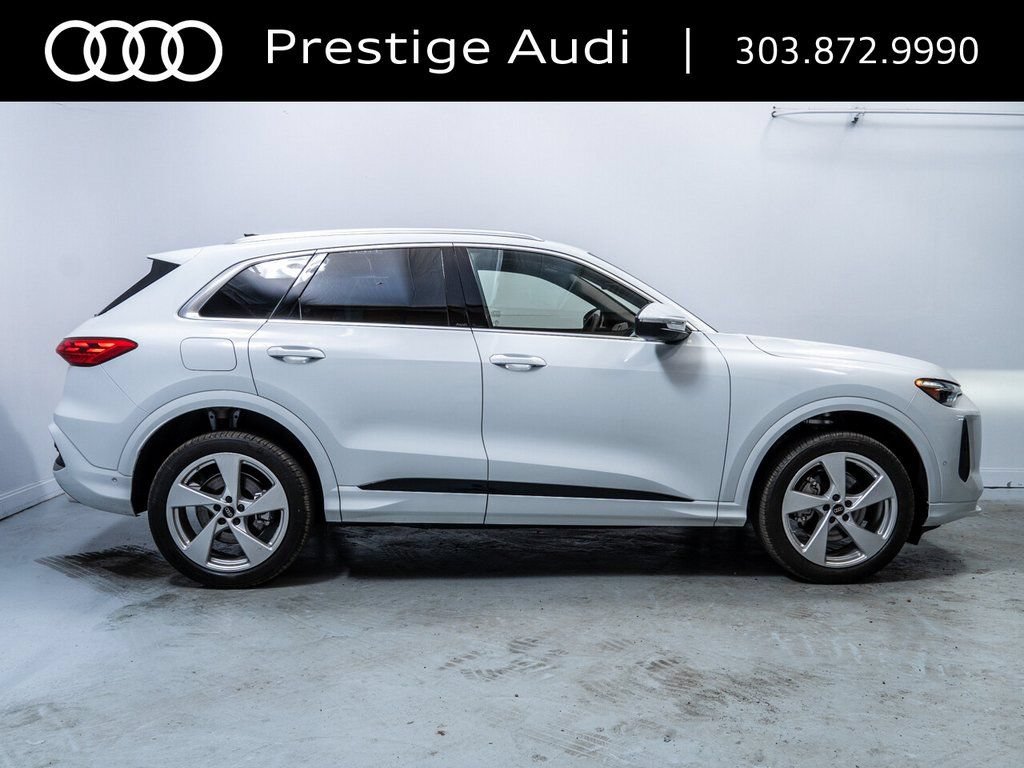 Used 2025 Audi Q5 Premium w/ Premium Plus AWD/4WD image 8