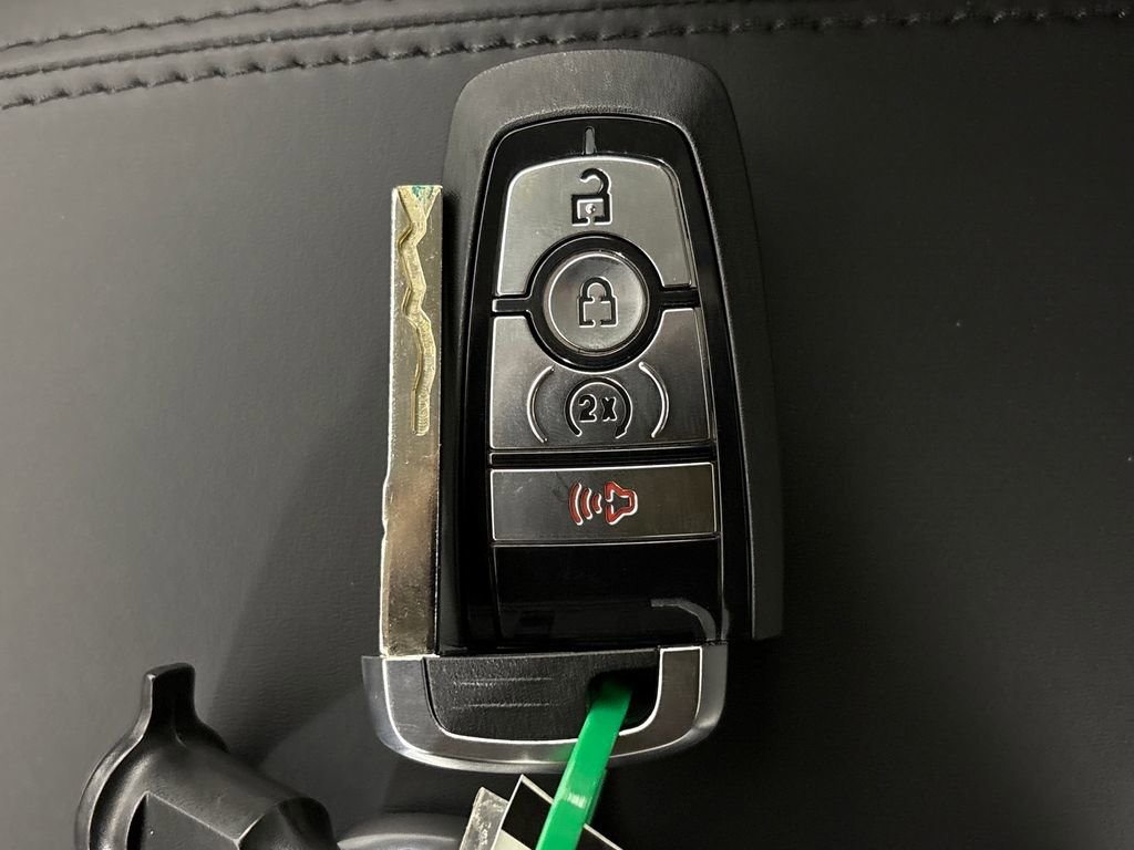 New 2026 Ford Ranger Lariat w/ Black Appearance Package image 33