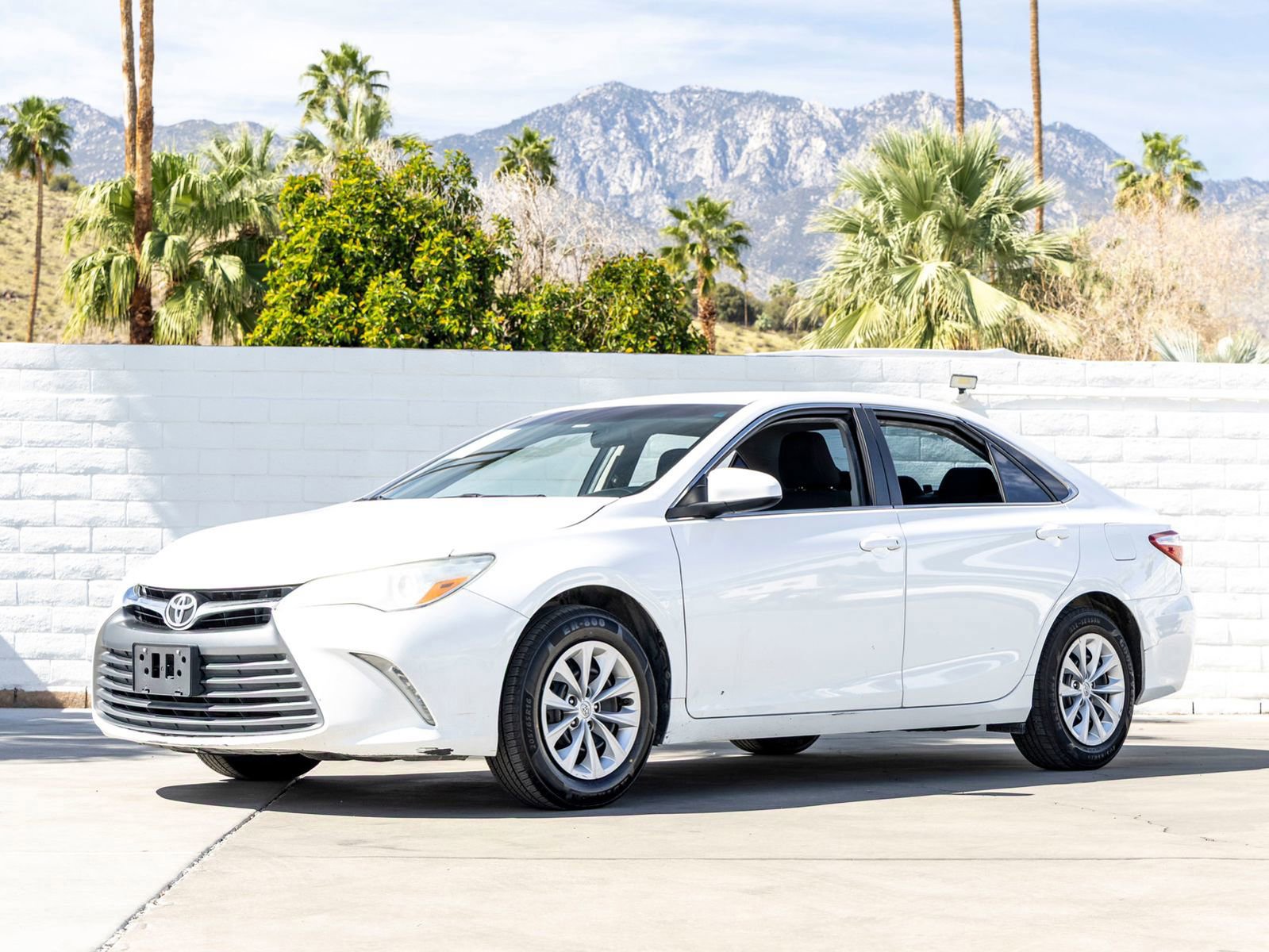 Used 2015 Toyota Camry LE
