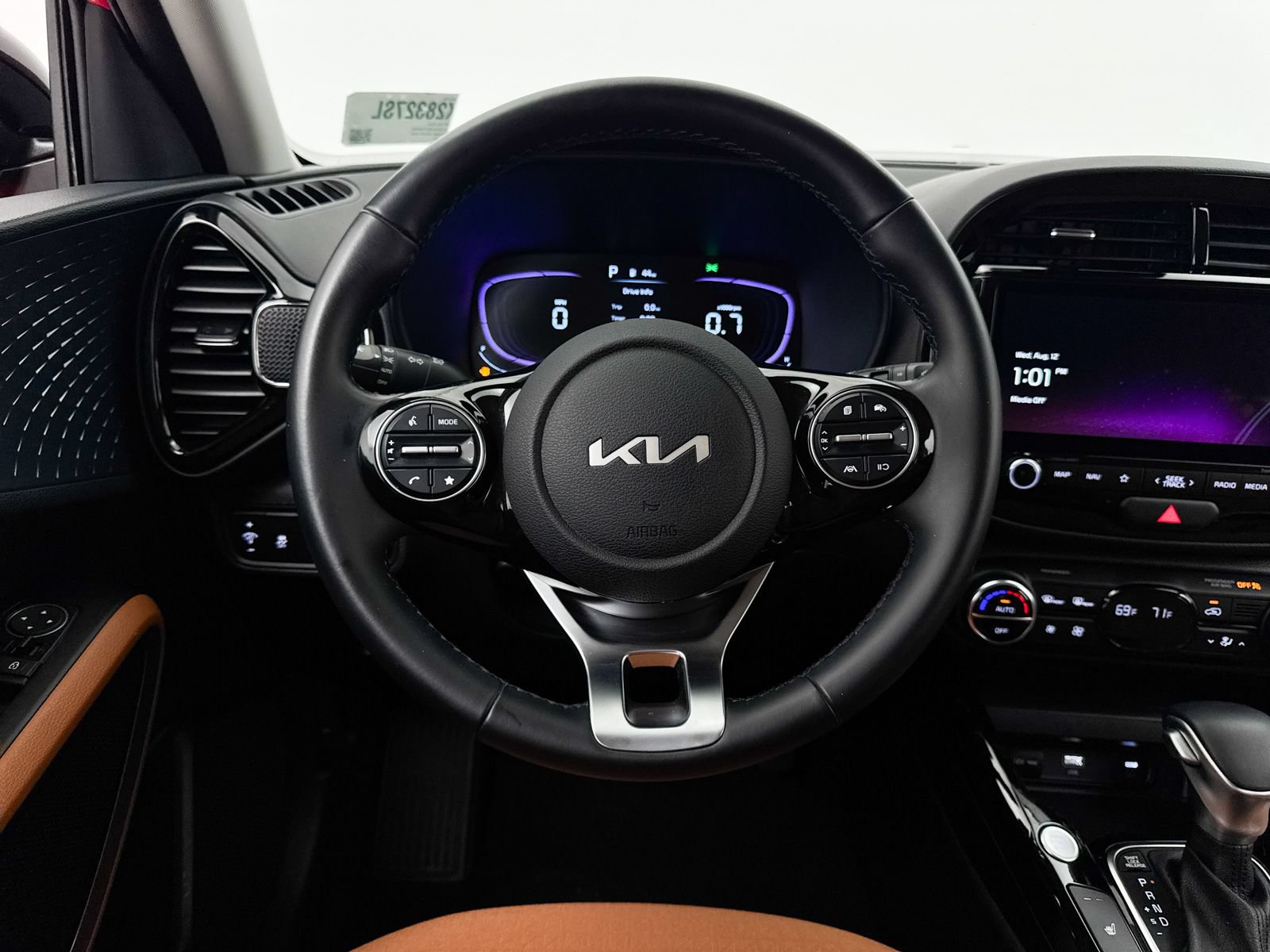 Certified 2025 Kia Soul EX FWD image 34