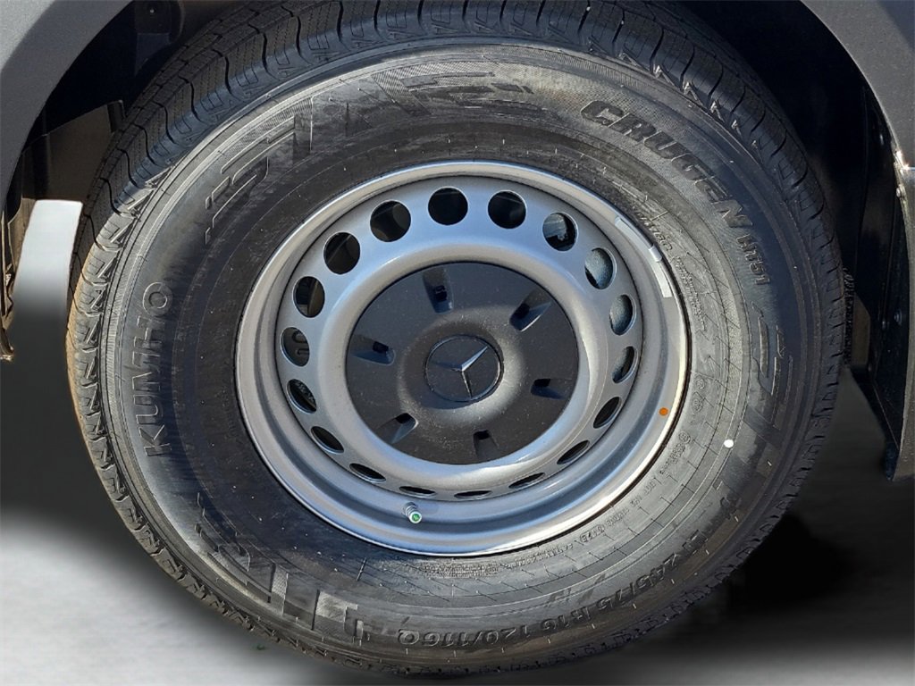 New 2025 Mercedes-Benz Sprinter 2500 image 13