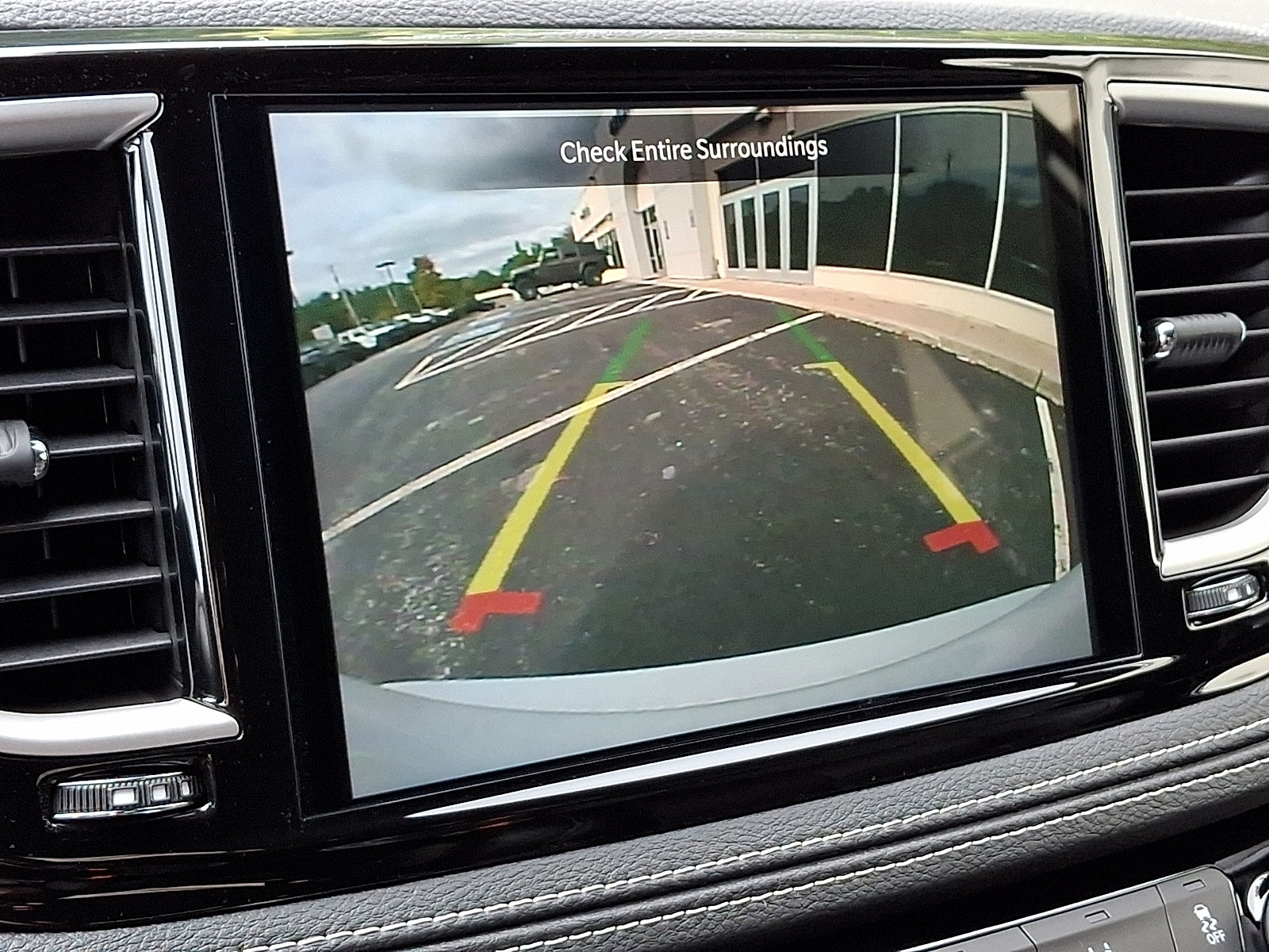 New 2027 Chrysler Pacifica Select FWD image 12