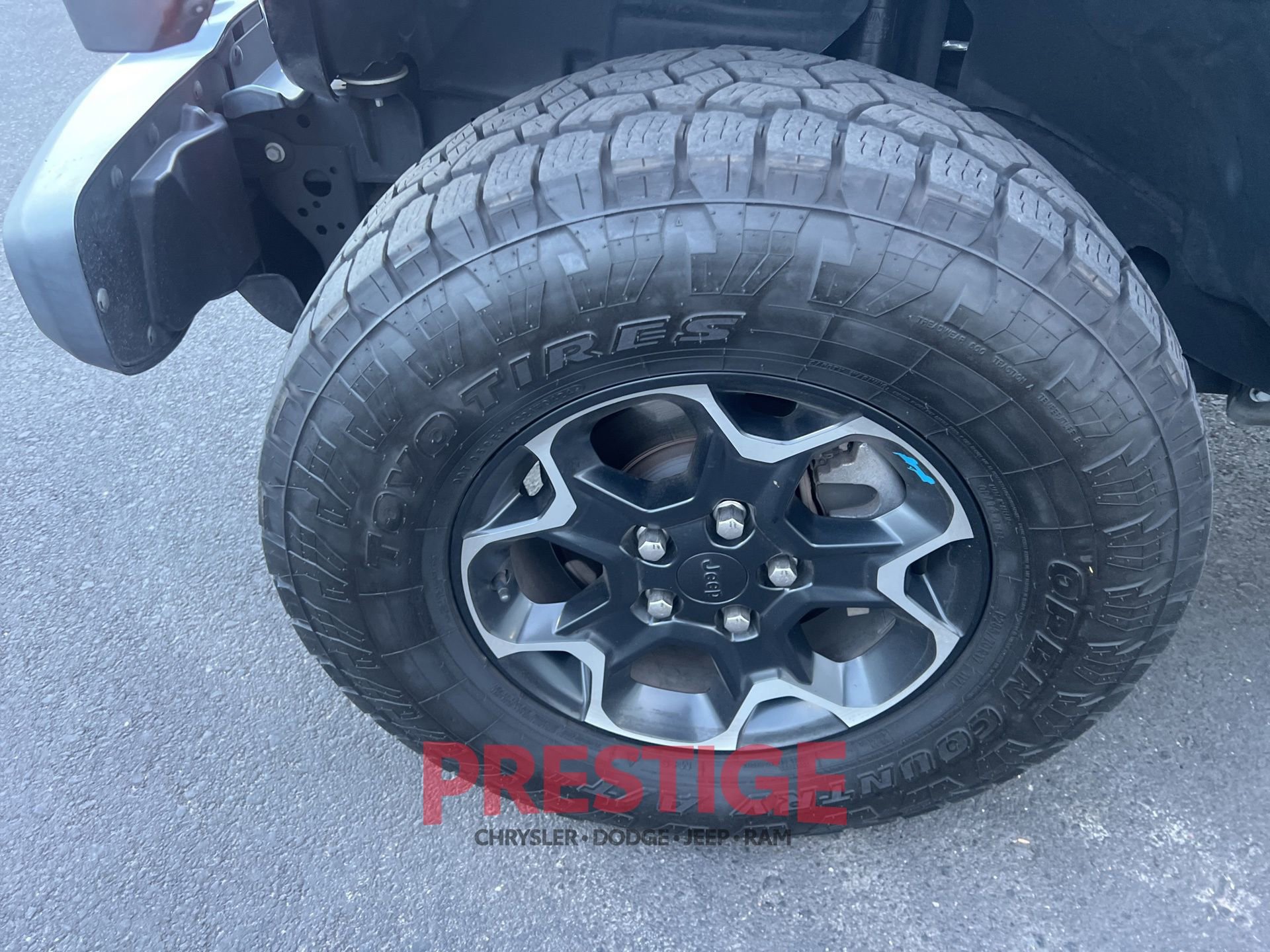 Used 2022 Jeep Wrangler Unlimited Rubicon 4xe AWD/4WD image 15