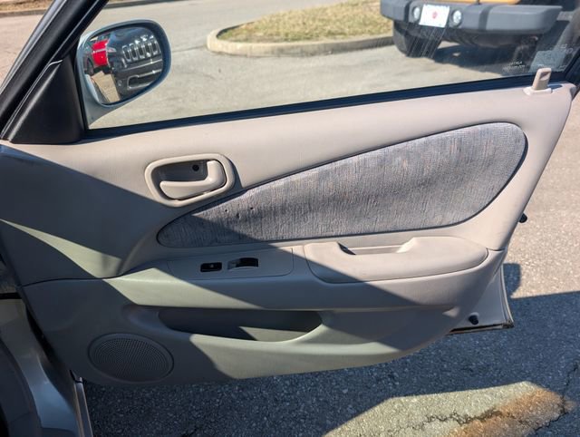 Used 2000 Toyota Corolla image 20