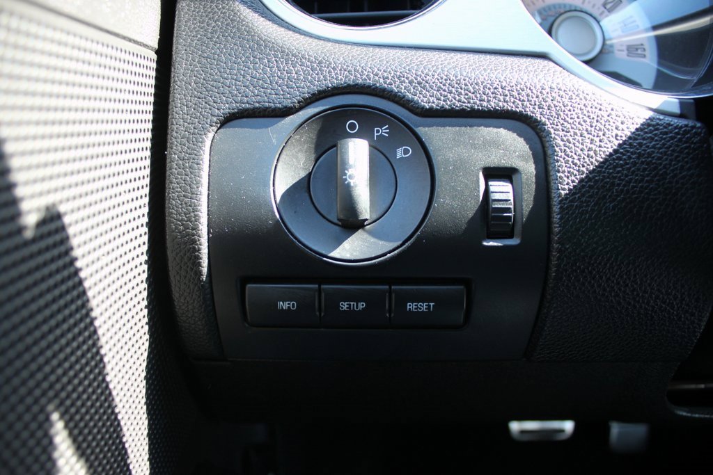 Used 2011 Ford Mustang Premium image 13