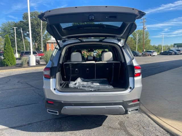 New 2026 Honda Pilot Touring image 16