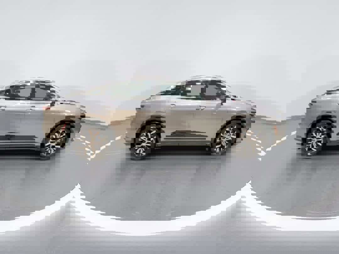 Certified 2023 Toyota Crown XLE image 9