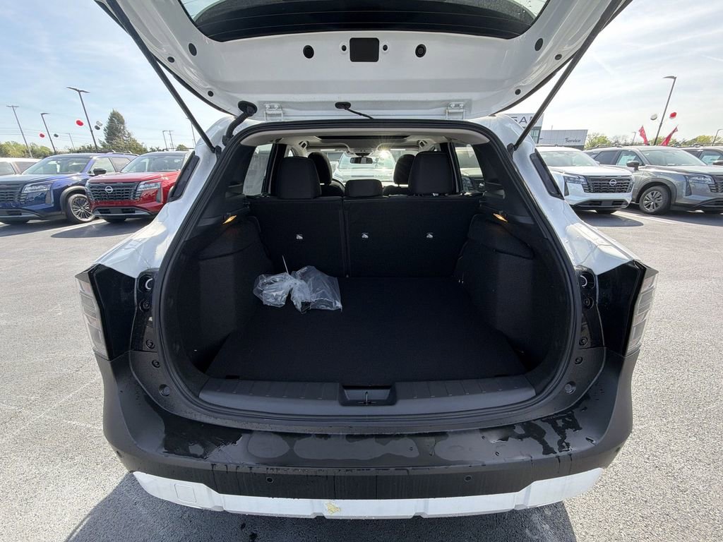 New 2026 Nissan Kicks SV w/ SV Premium Package AWD/4WD image 24