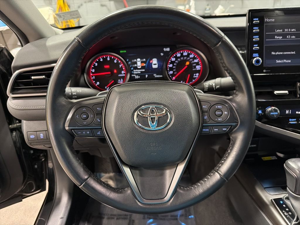 Used 2023 Toyota Camry XSE image 15