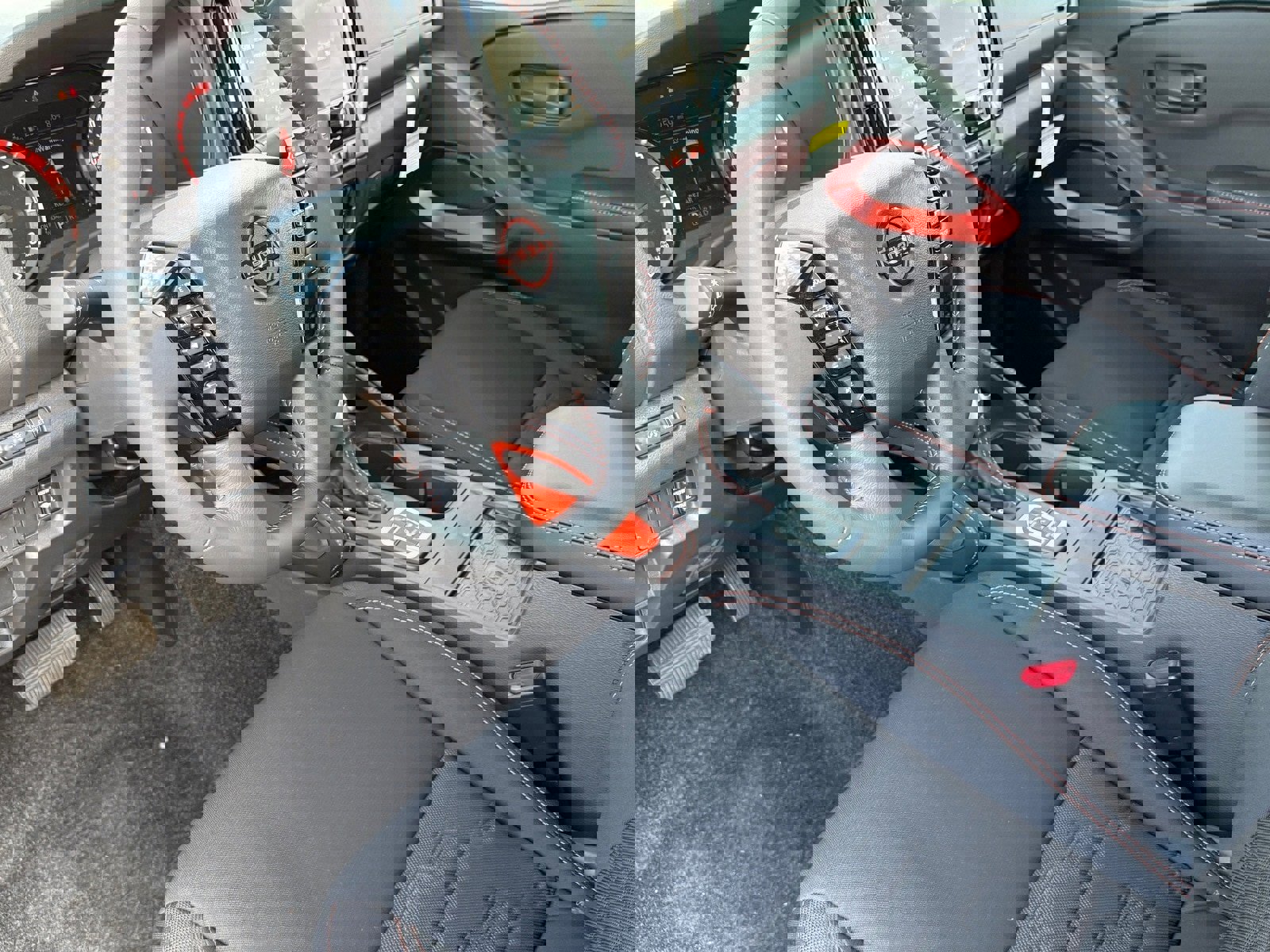 New 2026 Nissan Frontier PRO-4X w/ Pro-4x Convenience Package image 22