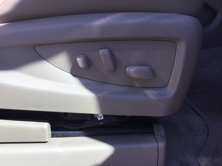 Used 2015 Chevrolet Tahoe LT image 24