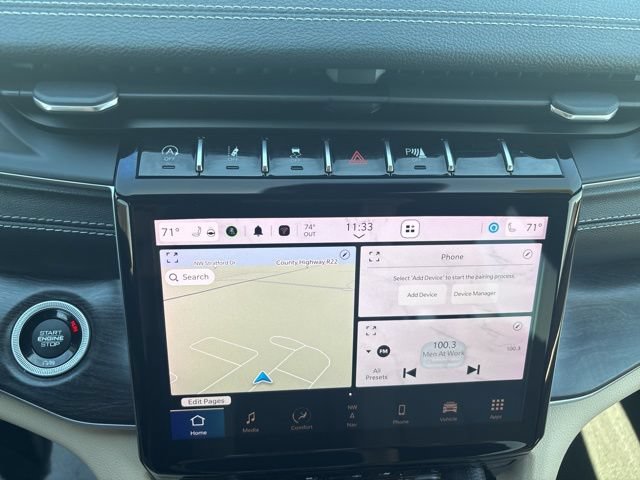 Used 2023 Jeep Grand Cherokee Limited w/ Luxury Tech Group II AWD/4WD image 16