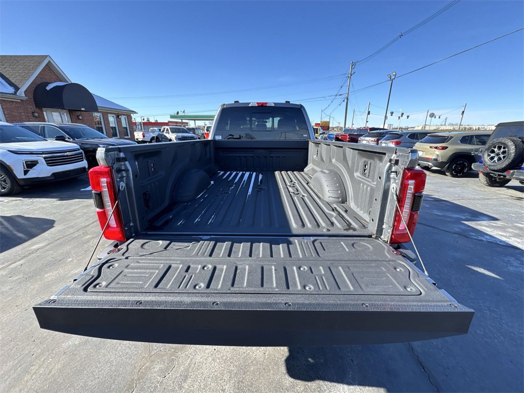 Used 2024 Ford F350 Lariat w/ Sport Appearance Package image 23
