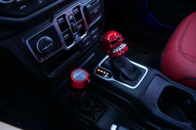 Used 2022 Jeep Gladiator Sport AWD/4WD image 21