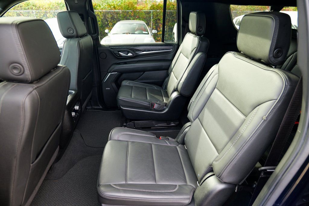 Used 2022 GMC Yukon XL Denali image 26