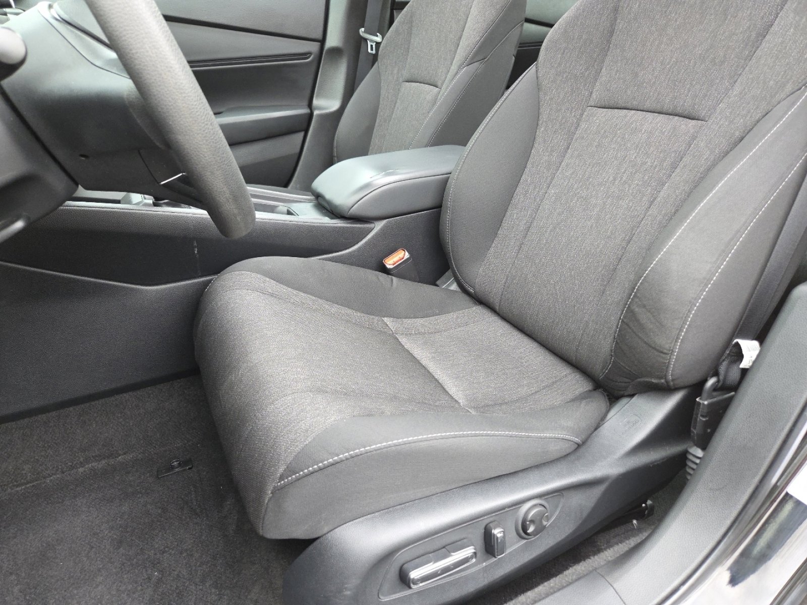 Certified 2024 Honda Accord EX image 26